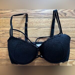 Victoria’s Secret PINK Date Push-up